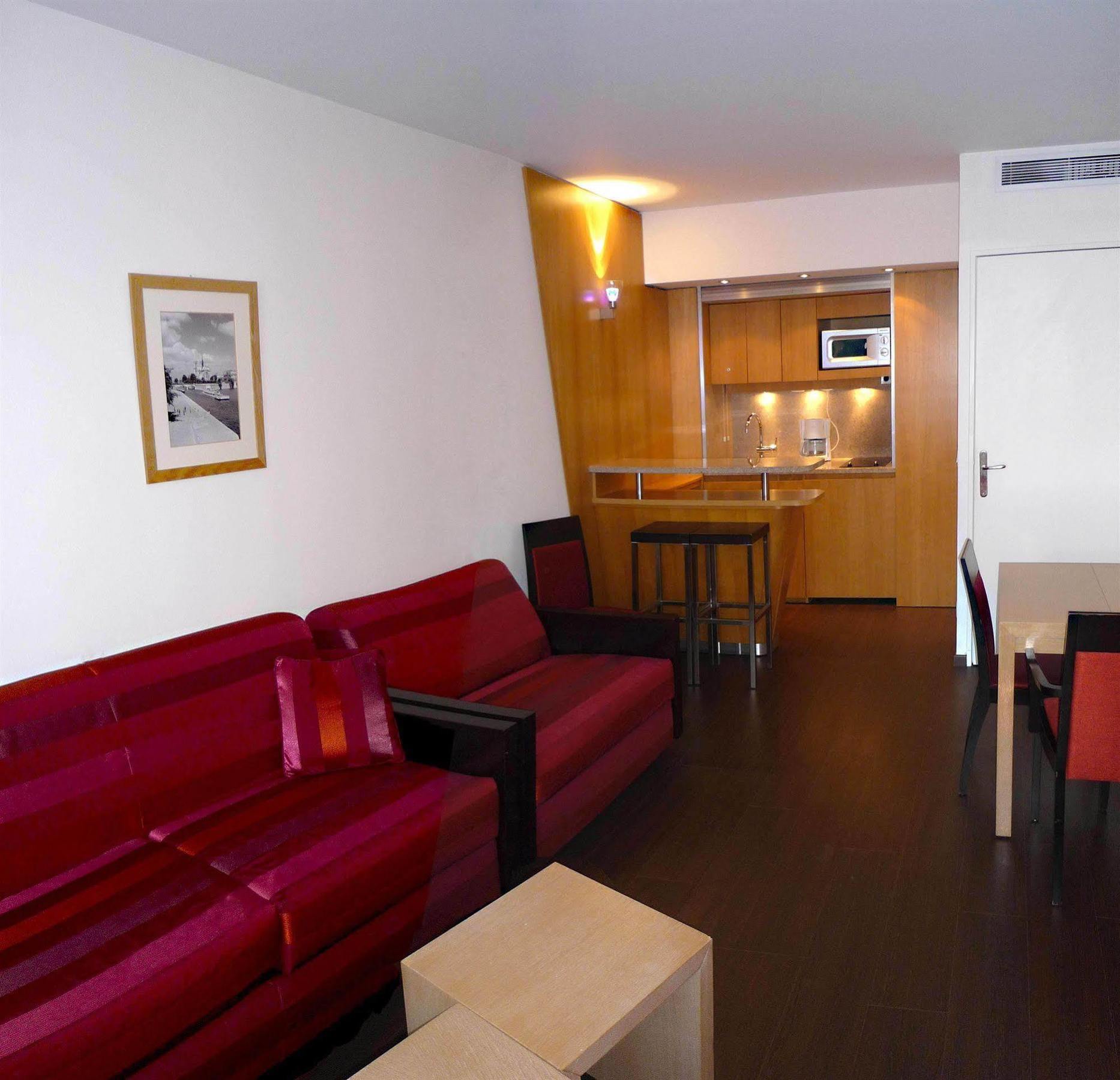 Residhome Val D'europe 4*