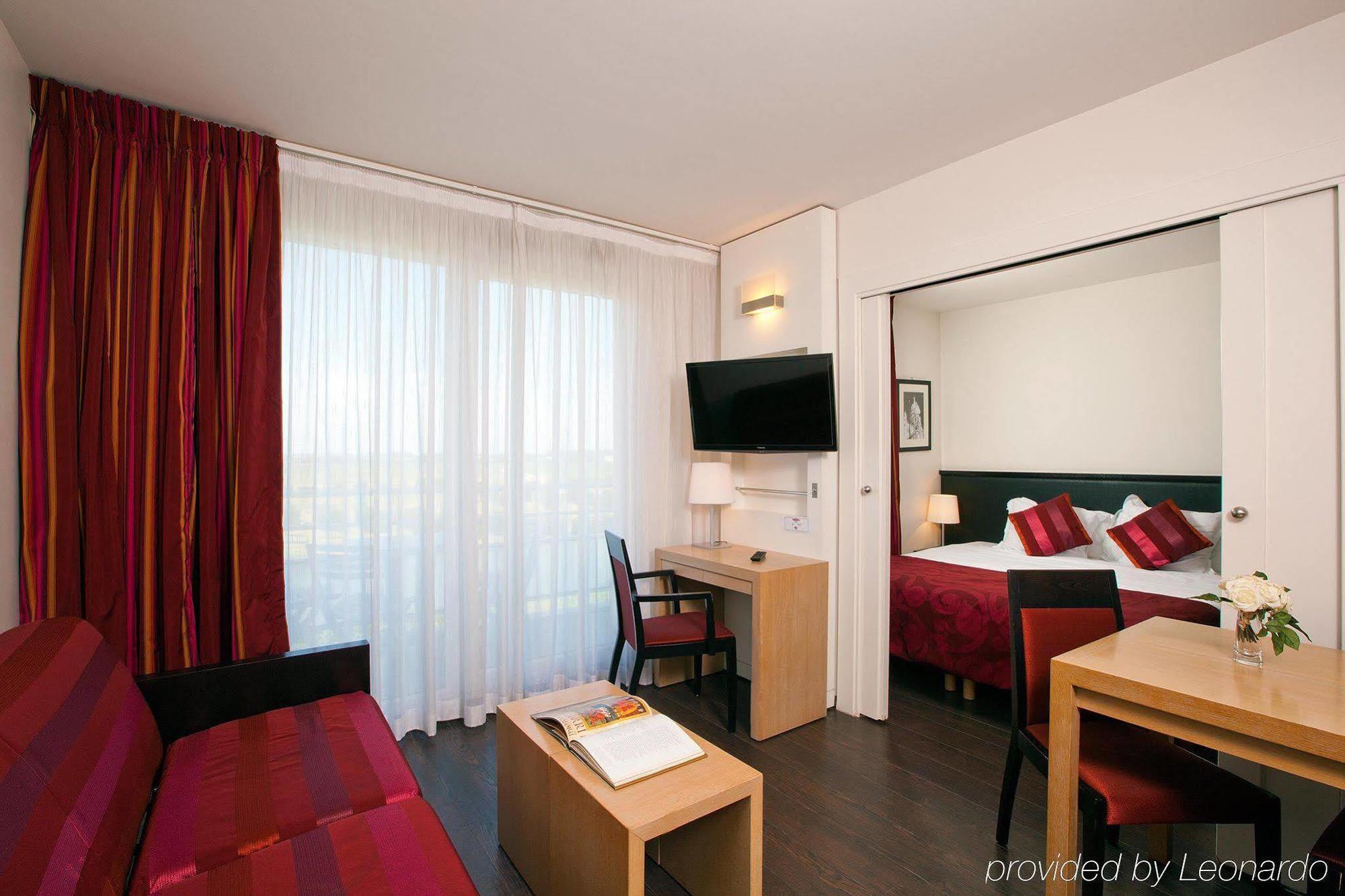 Residhome Val D'europe Aparthotel